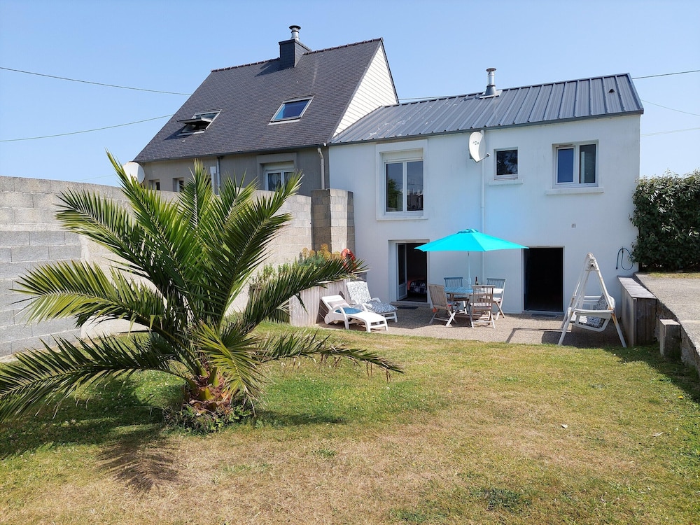 Apartment in Plouguerneau by Sandy Beach