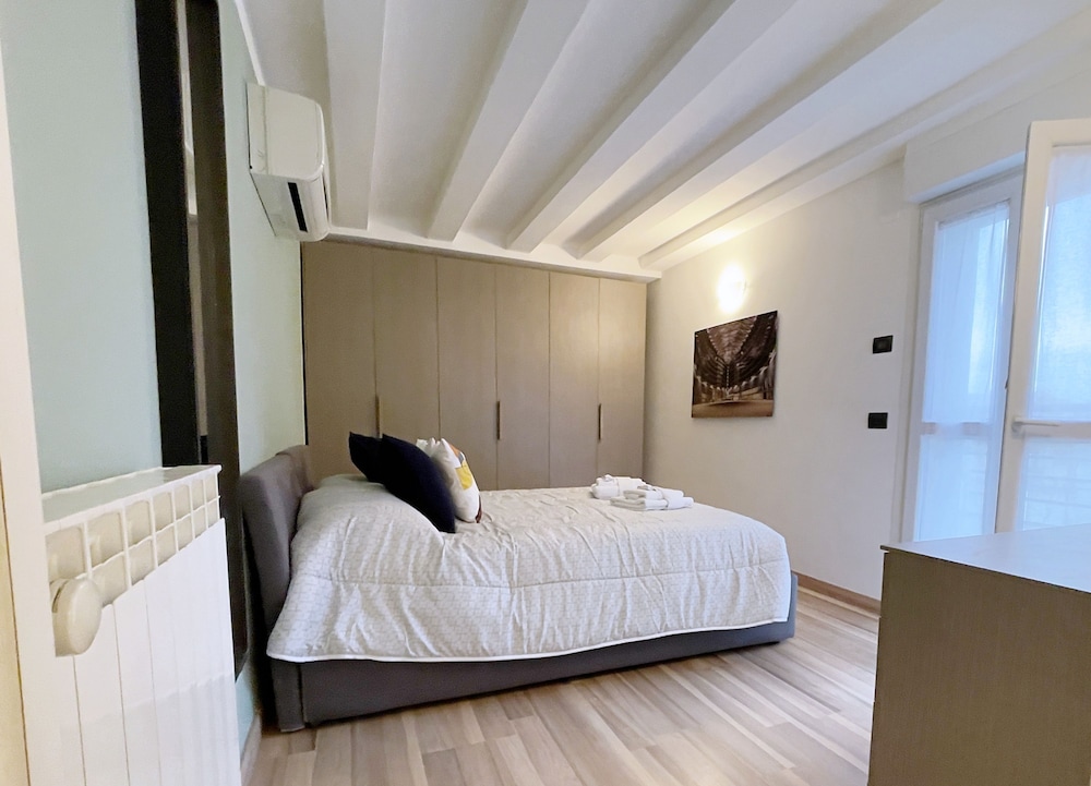 Candiani G2 Trilocale 2 Livelli