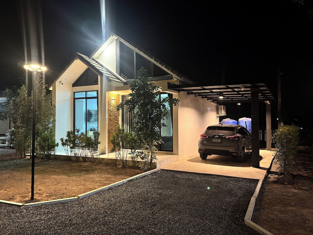 Austgrece homestay pakchong