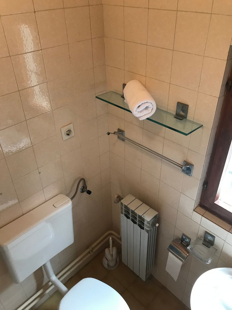 Photo 38
