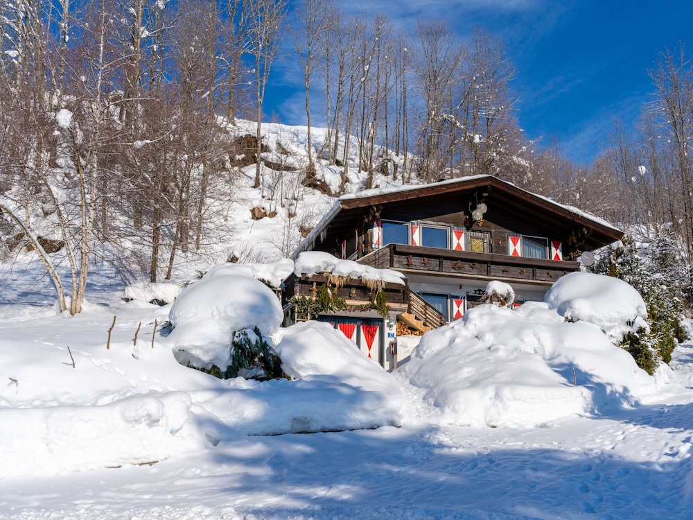 Cozy Apartment in Niedernsill With a Great View