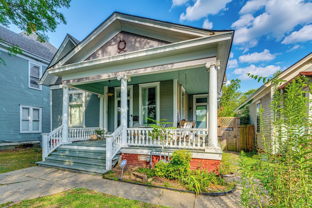 Walk to Main St: Eclectic Gem in Little Rock