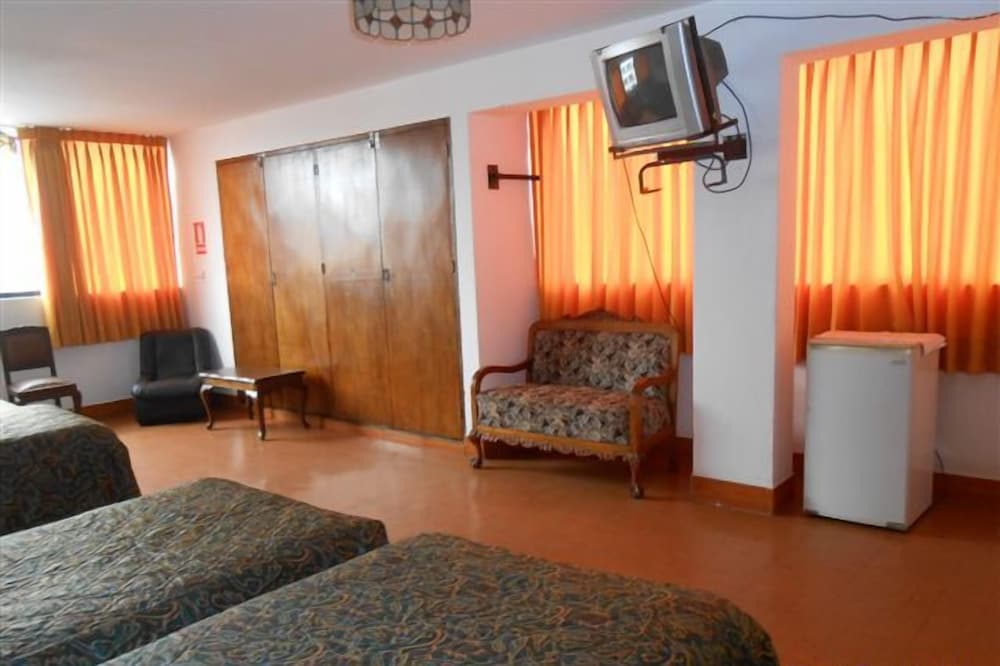 Hostal Residencial Cesar Alberto