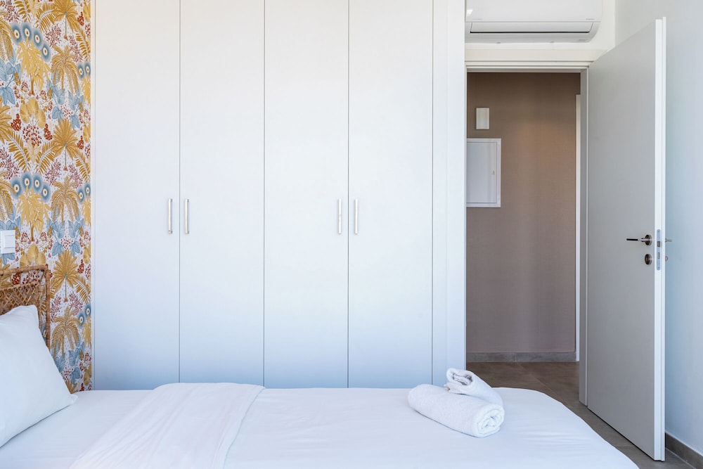 Blu Horizon - Stylish Living with Pool & Balconies in Protaras