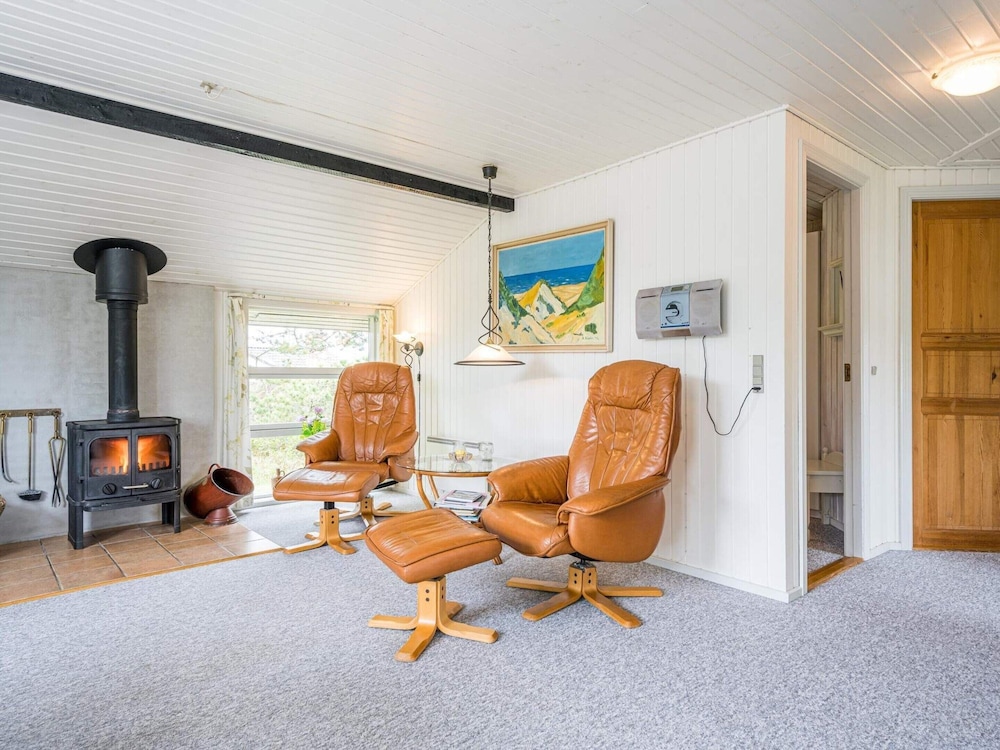 6 Person Holiday Home in Henne
