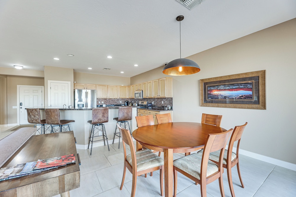 Near Hiking & Golf: Gold Canyon Home w/ Fire Pit!