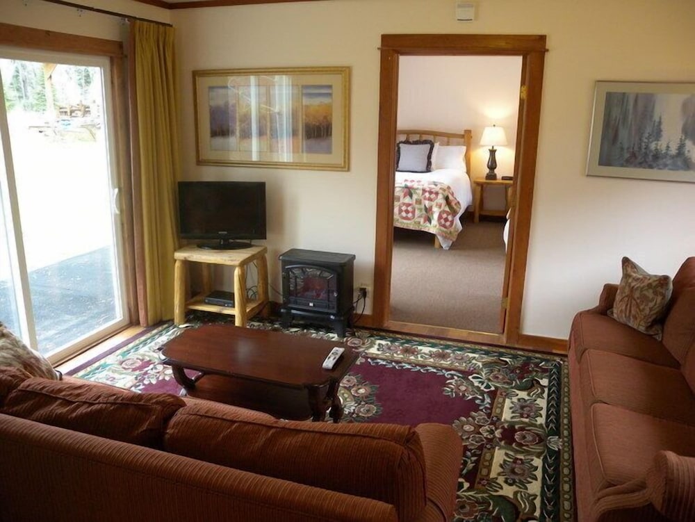 Redstone Cliffs Lodge