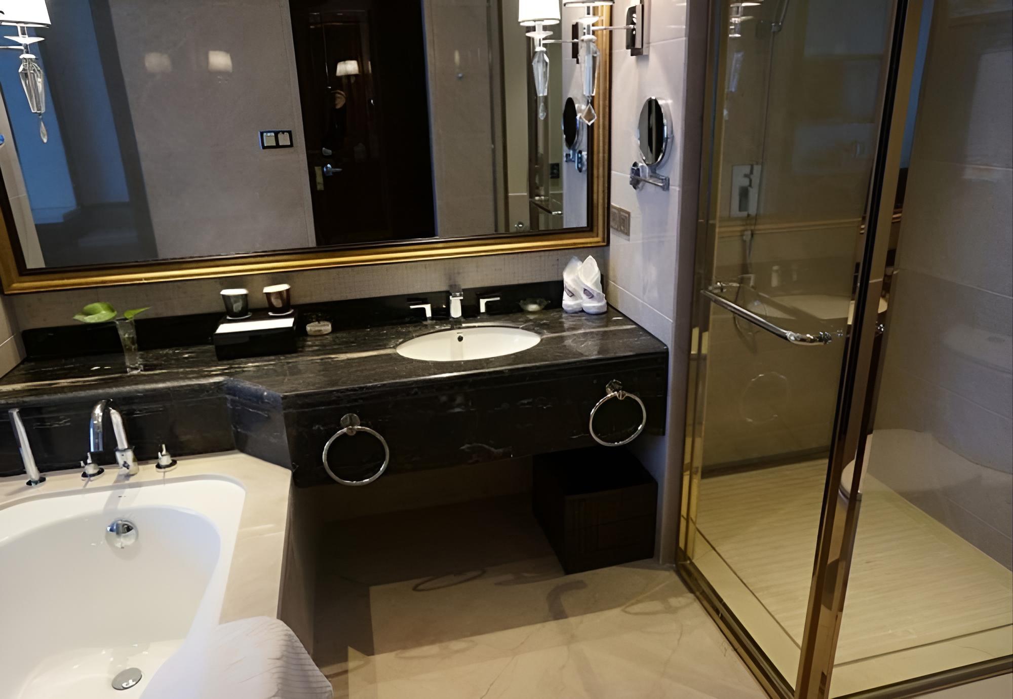 Hubei Zhonghe International Hotel
