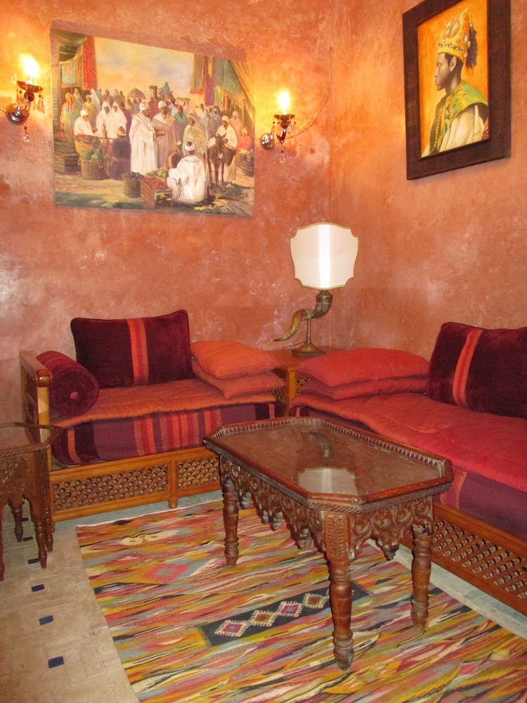 lounge