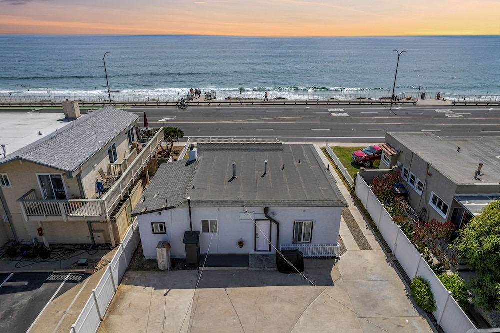 Carlsbad Blvd Villa in Carlsbad
