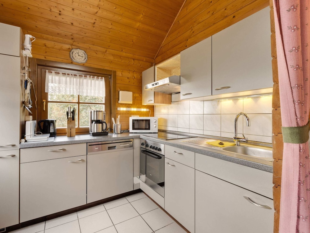 Holzferienhaus in Hinterrod mit Sauna