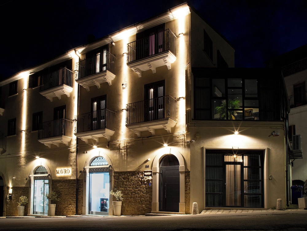 MANTRA Suite&Room