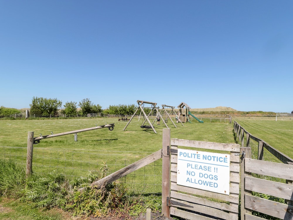 Rose Lodge
