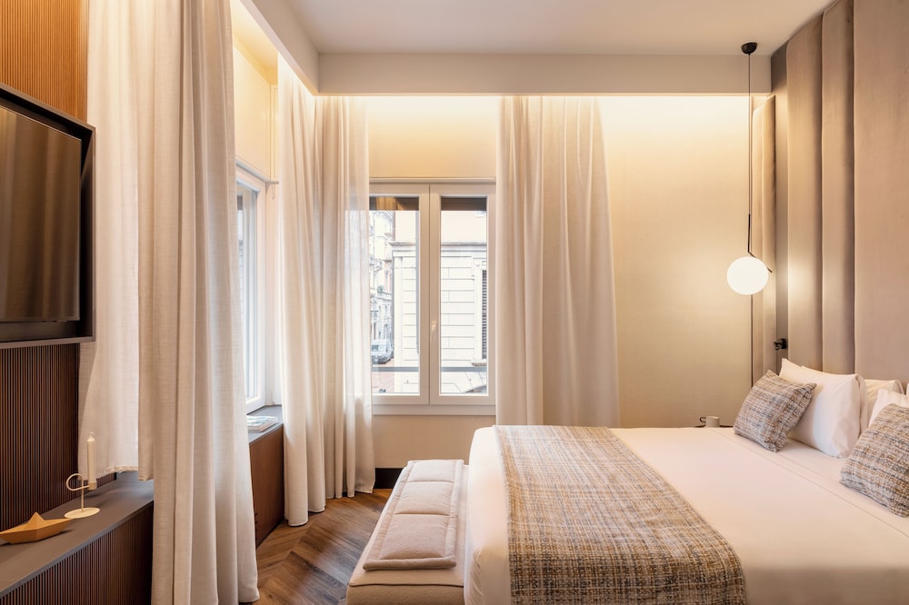 LUMERA STAY - Brera