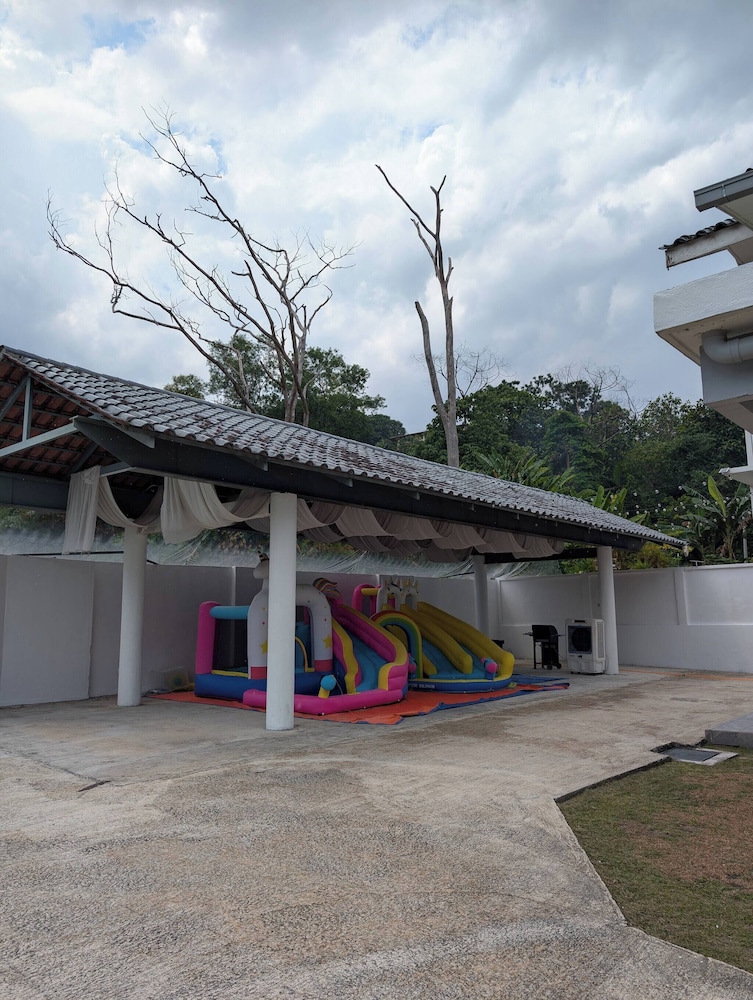 Luxury Tropical Bungalow in Damansara Golden Core