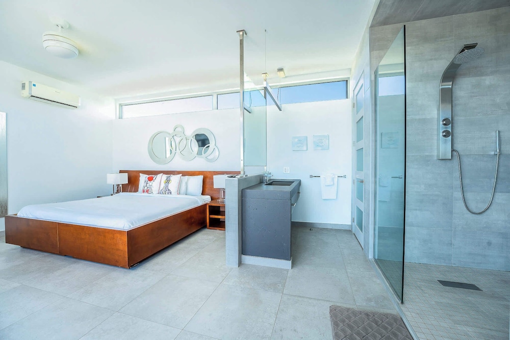 Seaside Family Vacation Villa, Hotel Amenities v2