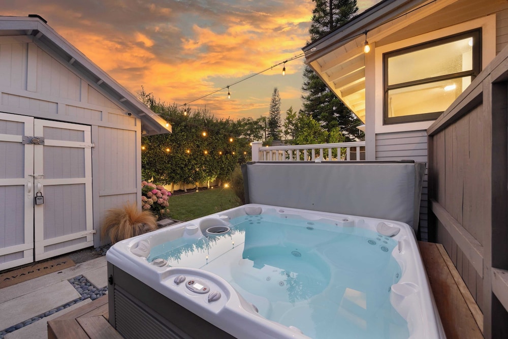 Luxe Backyard Oasis w/ Hot Tub Chic Design South Park Sanctuary