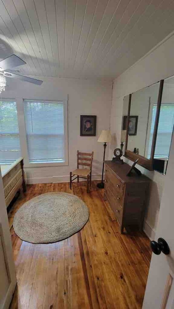 Lake Hartwell Frank Howard Home Clemson view 4