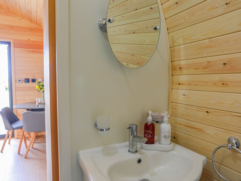 Caban Cariad