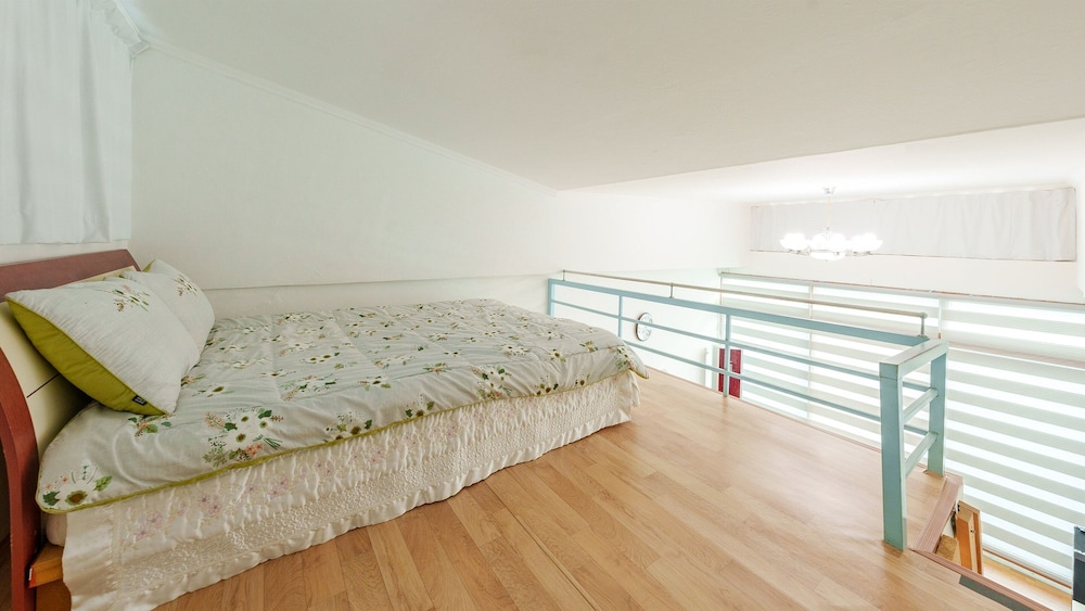 Taean Norabureo Pet Pension