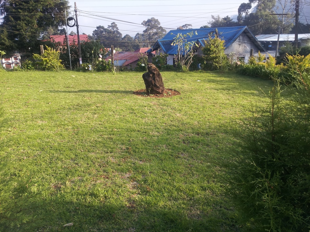 Andrews Hostel