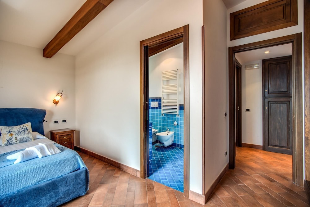 Mattia in Massa Lubrense photo 5