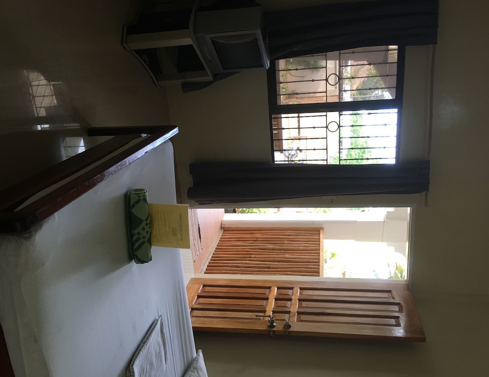 John Verhel Homes and Island Tours view 5