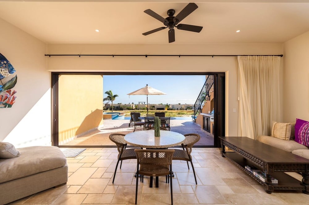 4BD Diamante Spacious Patio and Private Pool