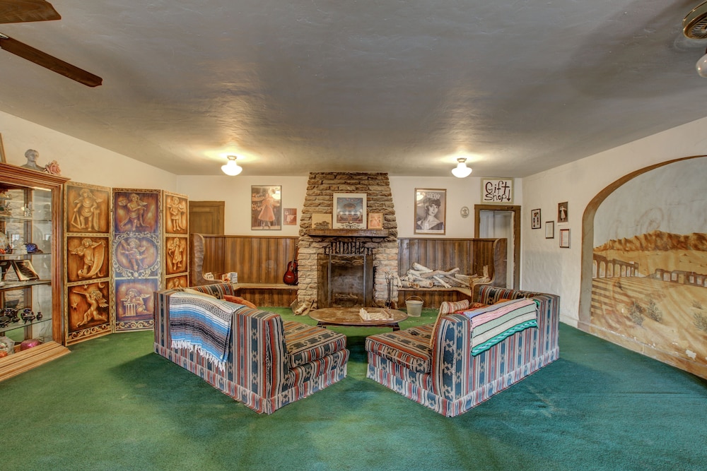 Amargosa Opera House