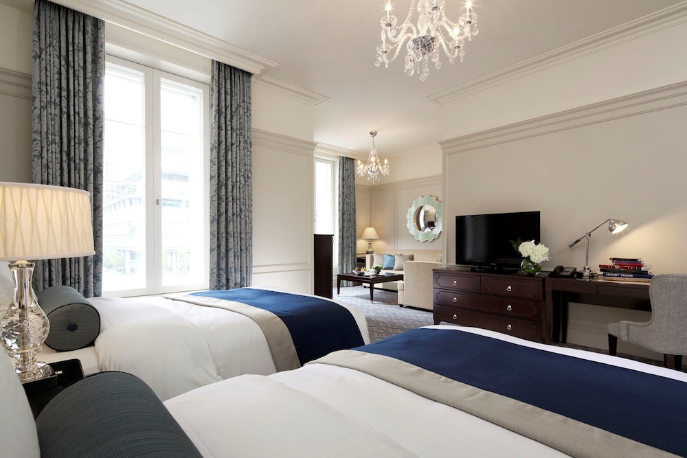 The Tokyo Station Hotel 12