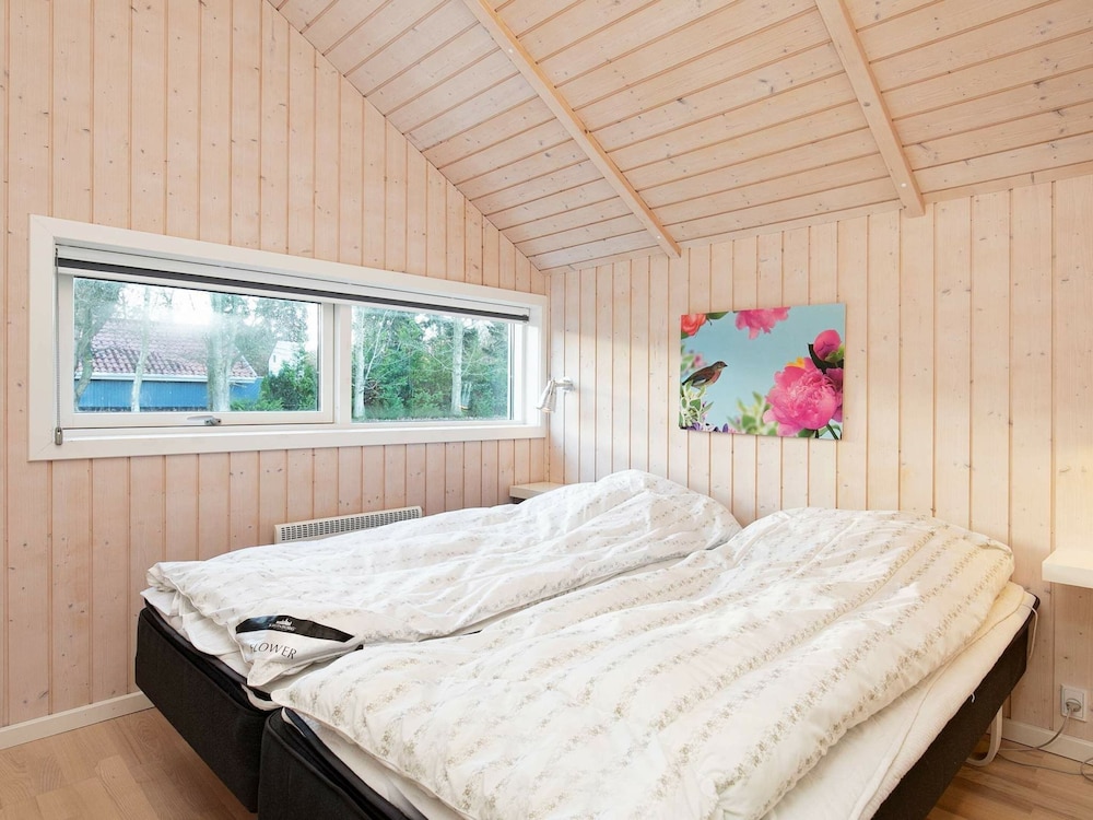 8 Person Holiday Home in Humble-by Traum