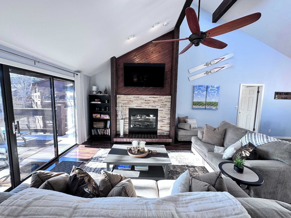 Ozark Escape - Enjoy Resort-style Fun