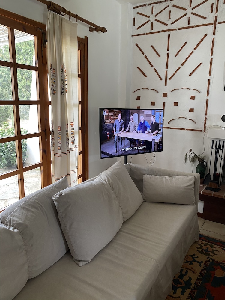 Villa Artemis view 3