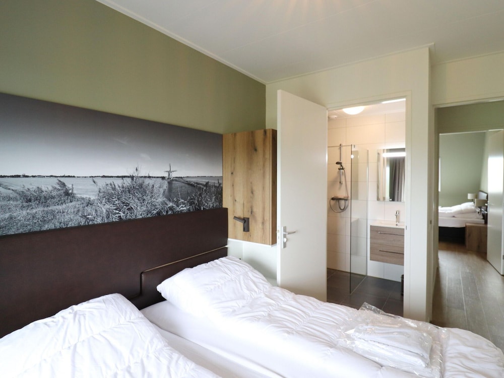 Great Villa on Frisian Water view 5