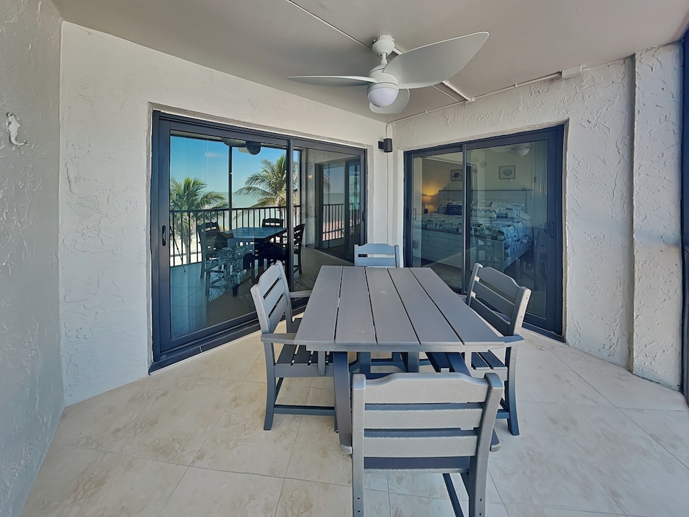 Seaside 3 by Distinctive Beach Rentals
