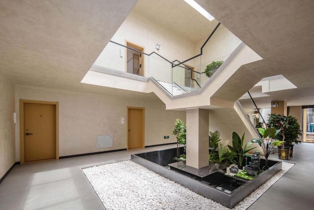 Xuejian Homestay