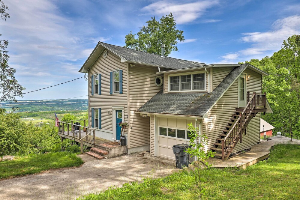 Spectacular Views w/ Deck, Fire Pit, & Game Room! view 3