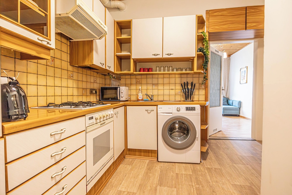 Long Stay 1BR Near Wiener Stadthalle