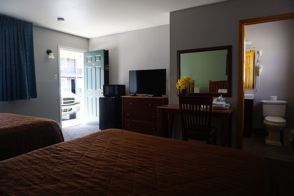 Lake Tahoe Vacations - AA Lake Tahoe Inn - Property Image 20