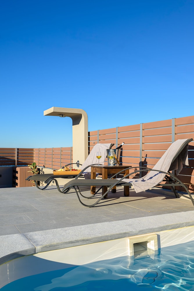 Anasa Luxury Villas