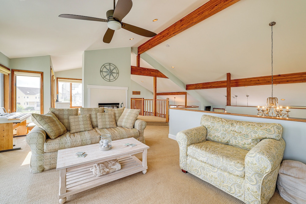 1 Block to Inlet Beach: Brigantine Family Home