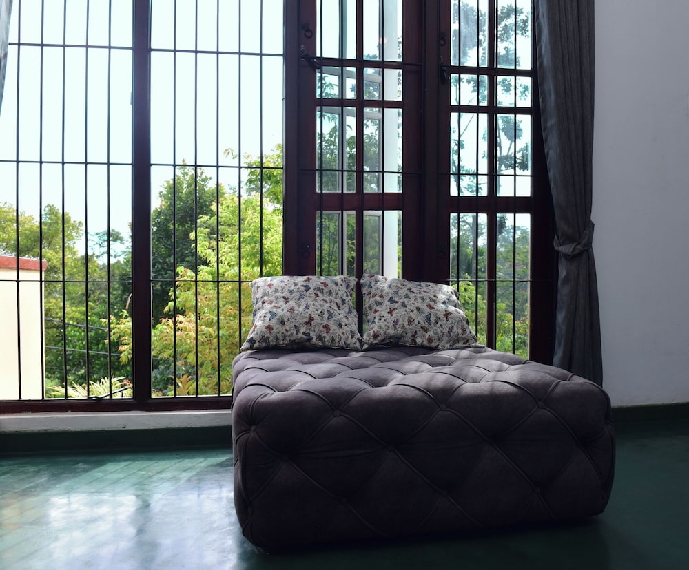 Thimira Mist - Mountain-View Home