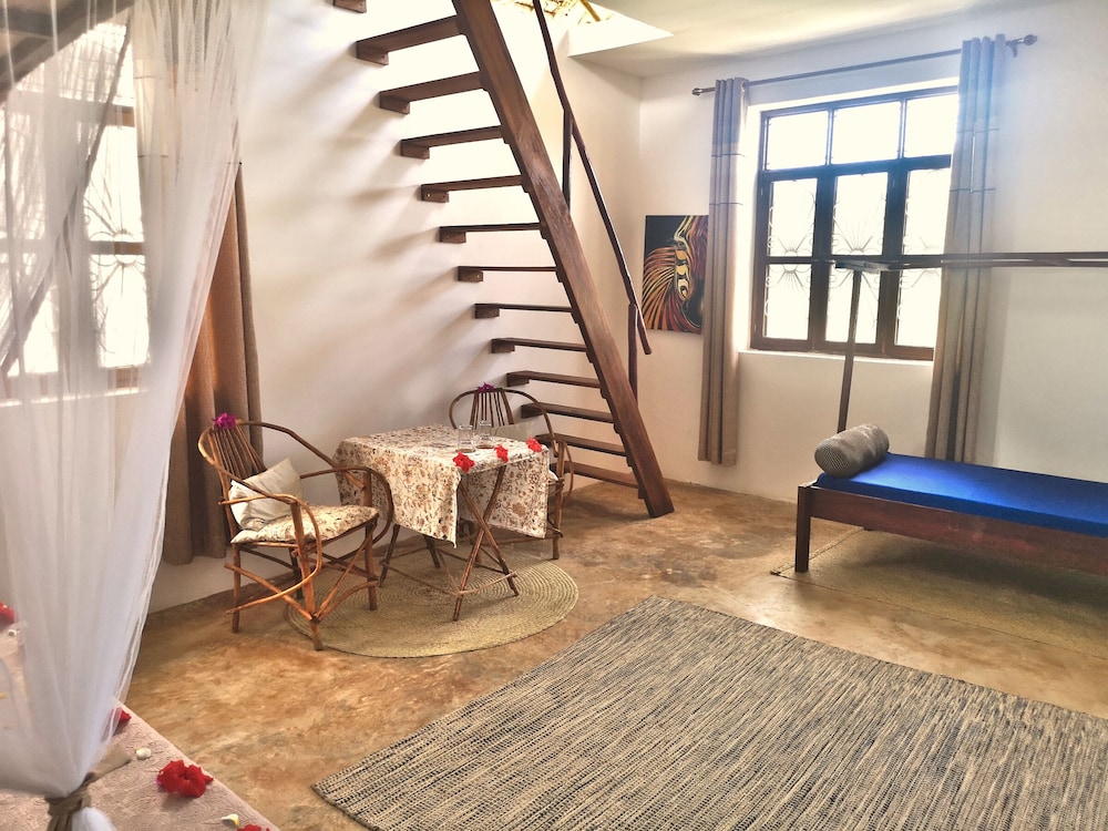 Moonshine Villa