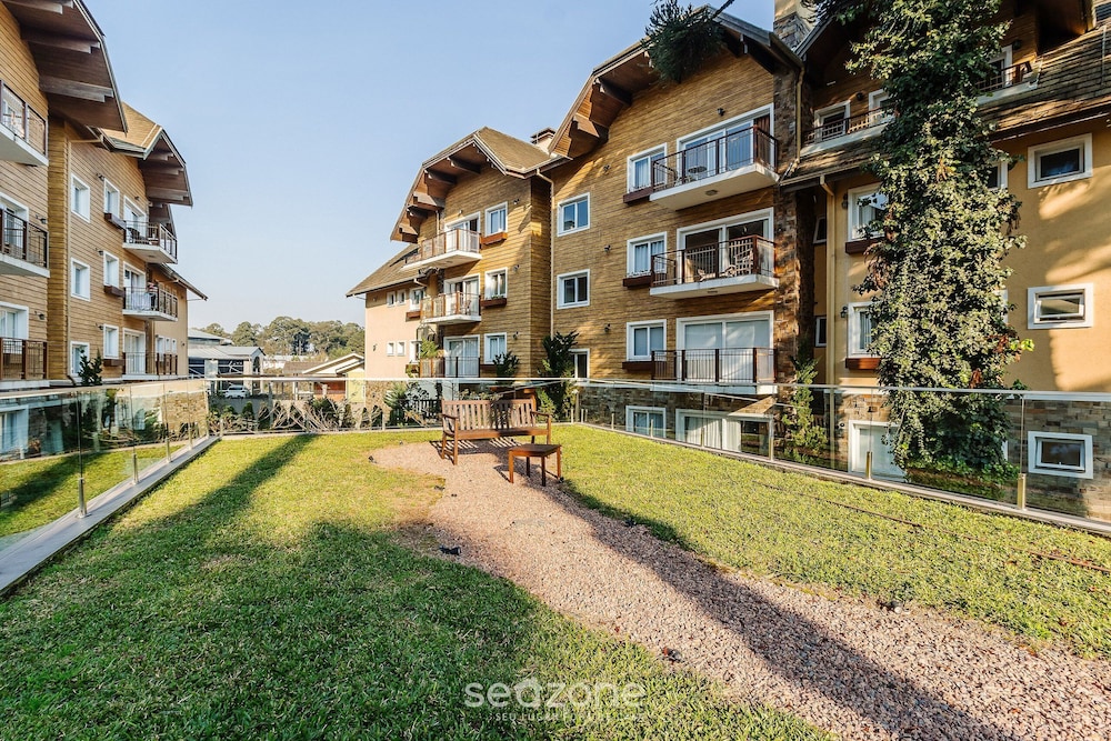 Beautiful Apartment With Heated Pool Cap0302