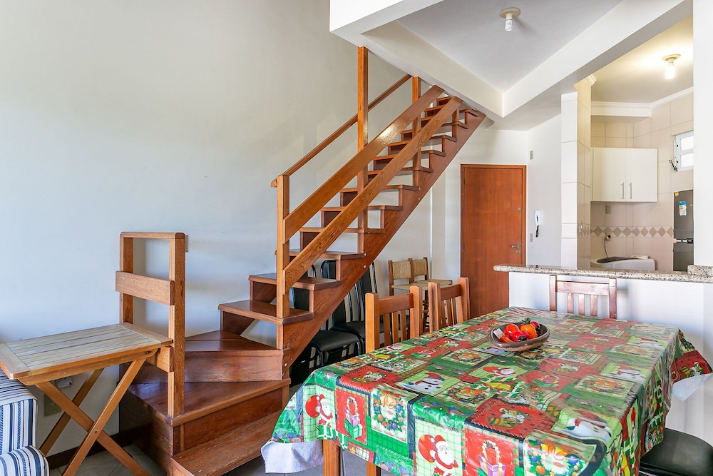 Cozy Two-story House Just 120m From the Beach! EDE