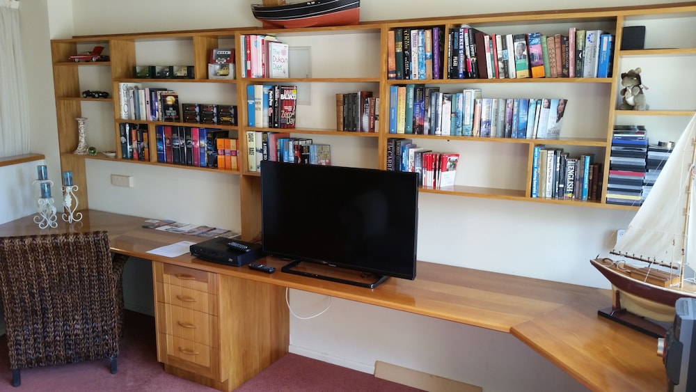 Oamaru House Bed and Breakfast