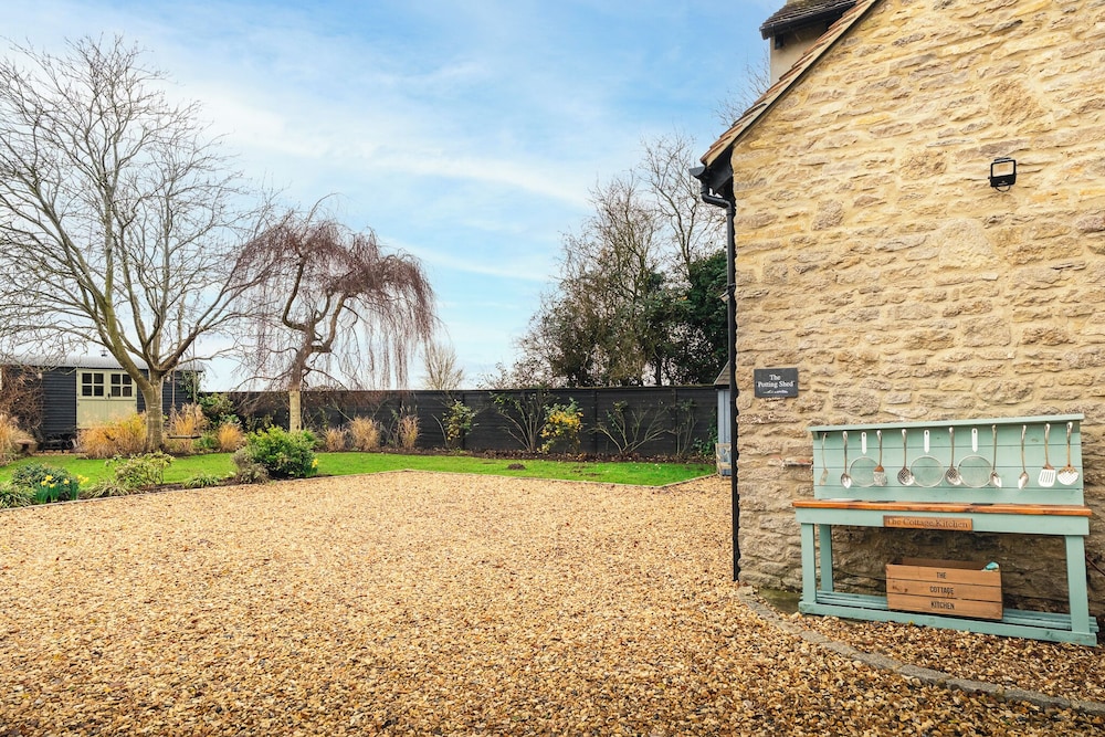Stunning 6 BB Cottage & Annexe