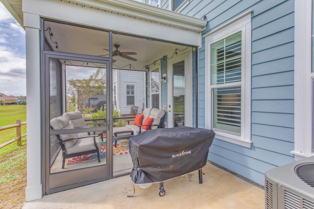 Barefoot Resort Golf Getaway: Pool + Beach Shuttle