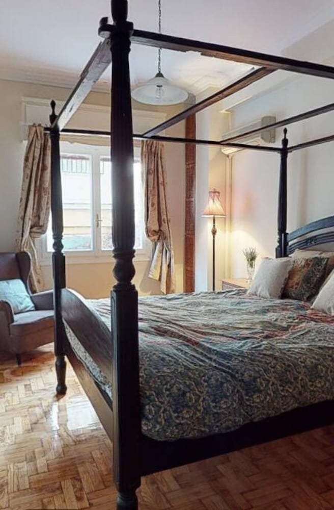 Magnificent Apartment Under the Acropolis photo 3