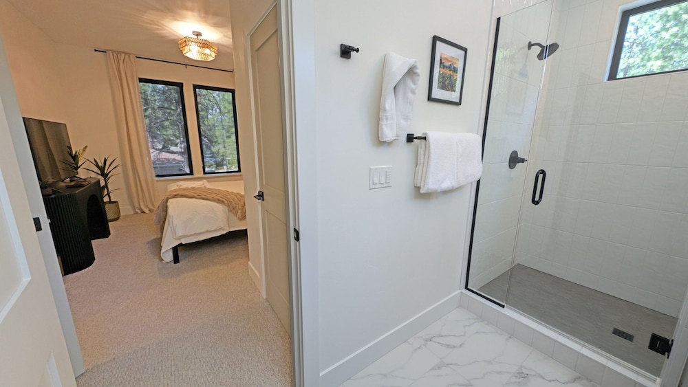 Pine Mountain 6 4 Bedroom Home